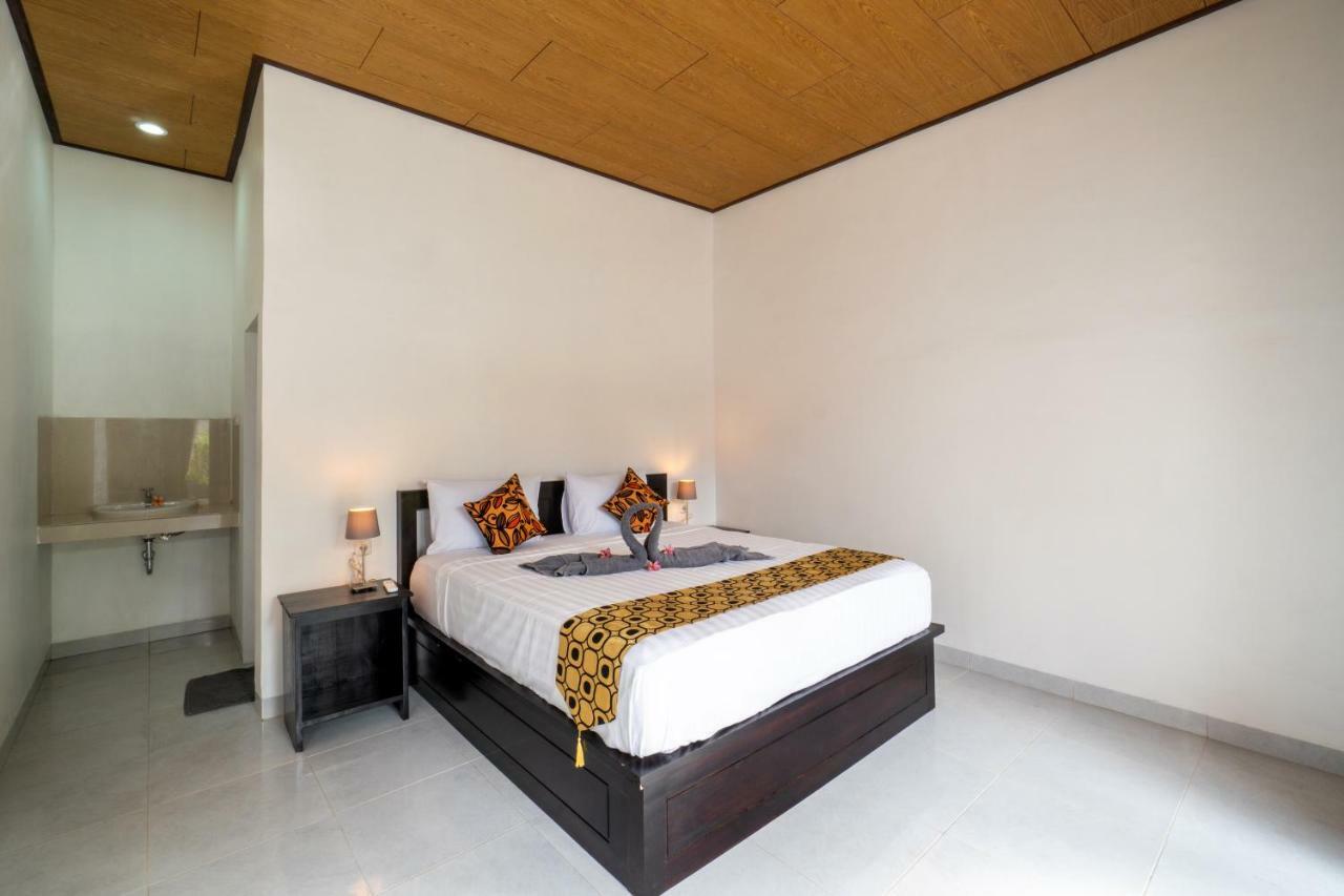 Anugrah Sari Homestay By Wizzela Lembongan Exterior foto